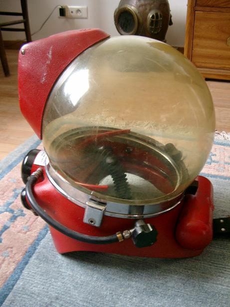 lama diving helmet